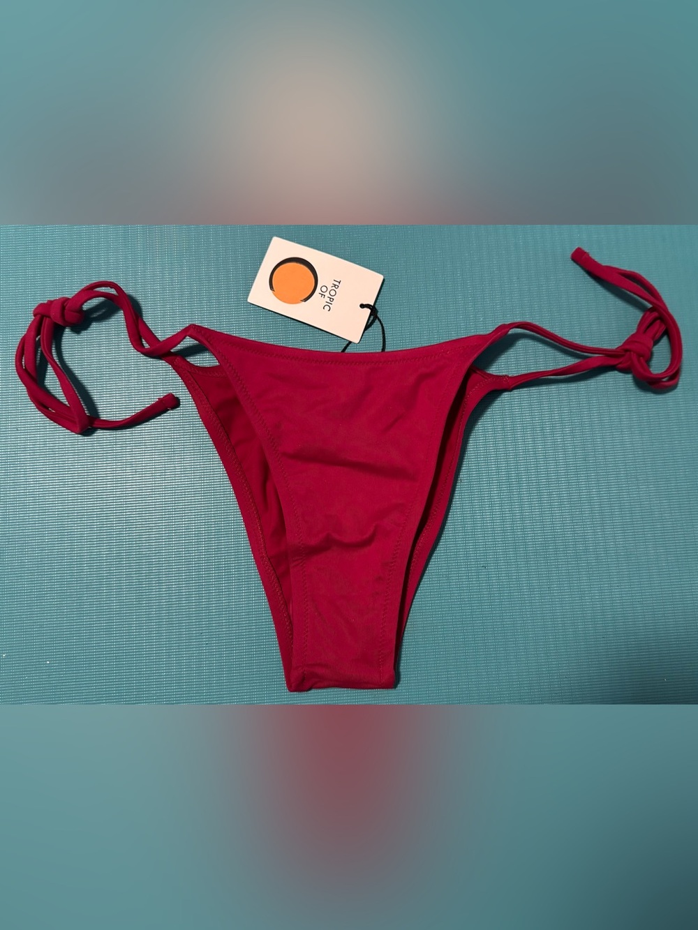 Tropic of C Praia Bikini Bottom in Hibiscus Red - Picture 5 of 9
